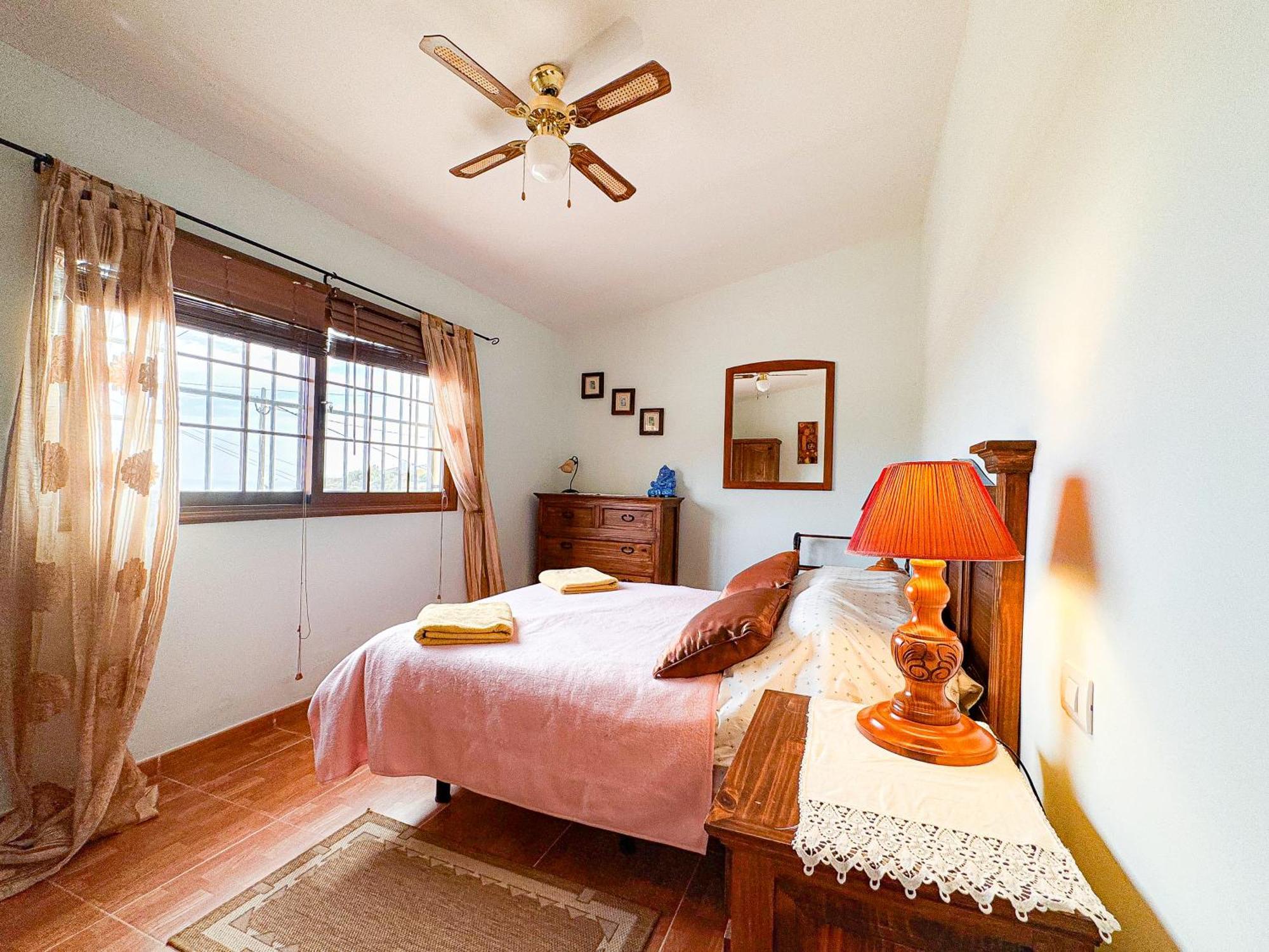 Villa Exquisite Rural House With Garden, Pool And Sea Views à Arico Viejo Extérieur photo