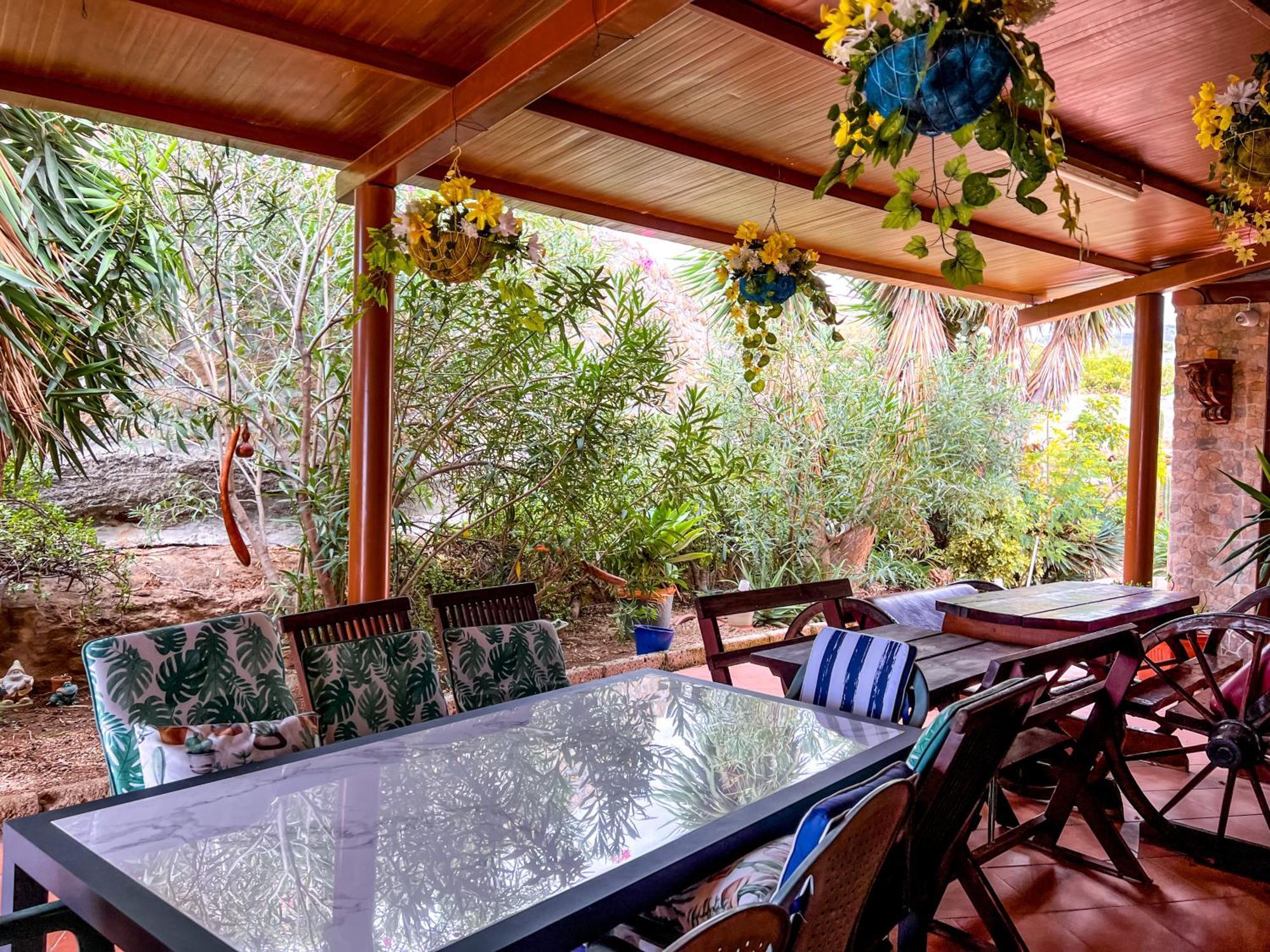 Villa Exquisite Rural House With Garden, Pool And Sea Views à Arico Viejo Extérieur photo